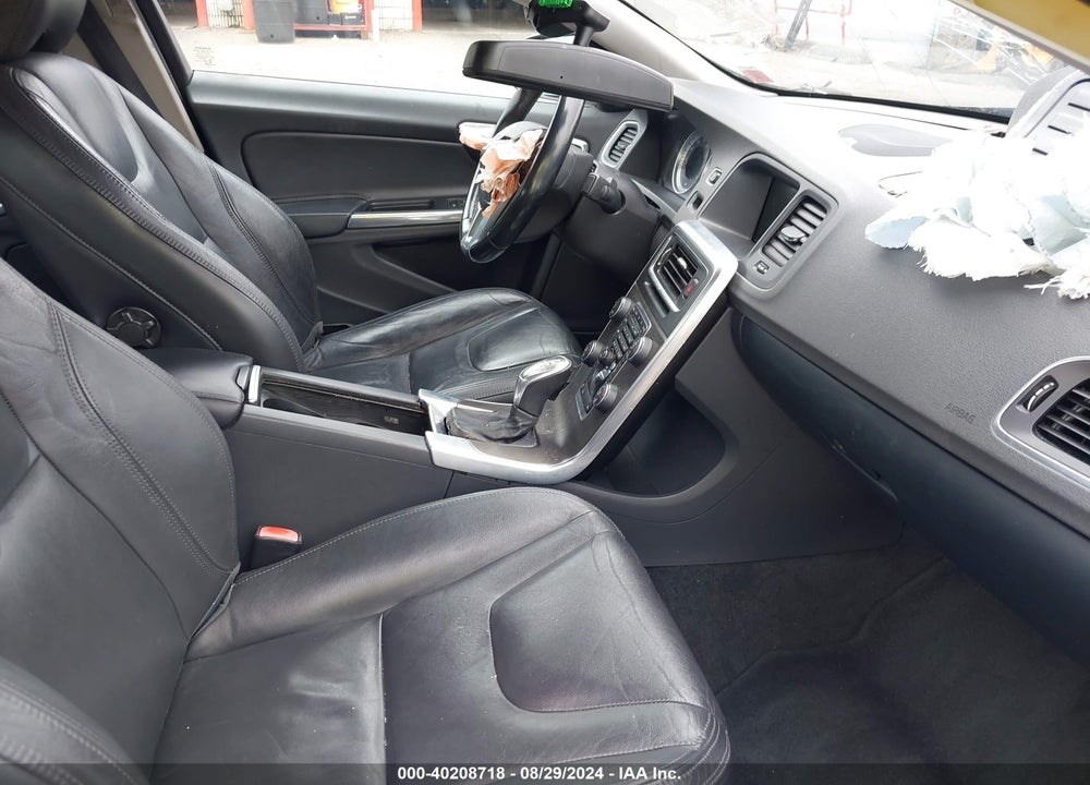 2013 VOLVO S60 T5/T5 PLATINUM/T5 PREMIER/T5 PREMIER PLUS VIN: YV1612FH5D2205480