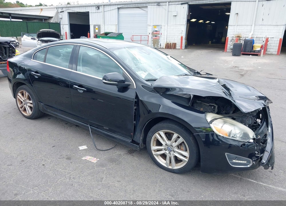 2013 VOLVO S60 T5/T5 PLATINUM/T5 PREMIER/T5 PREMIER PLUS VIN: YV1612FH5D2205480