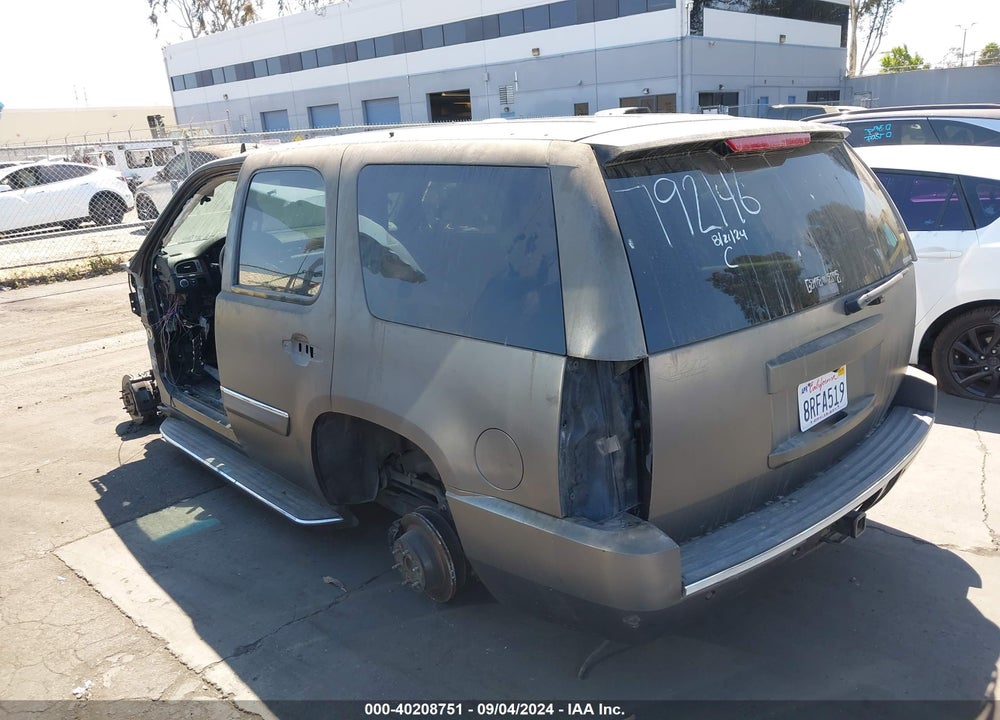 2007 GMC YUKON DENALI VIN: 1GKFK63867J156058