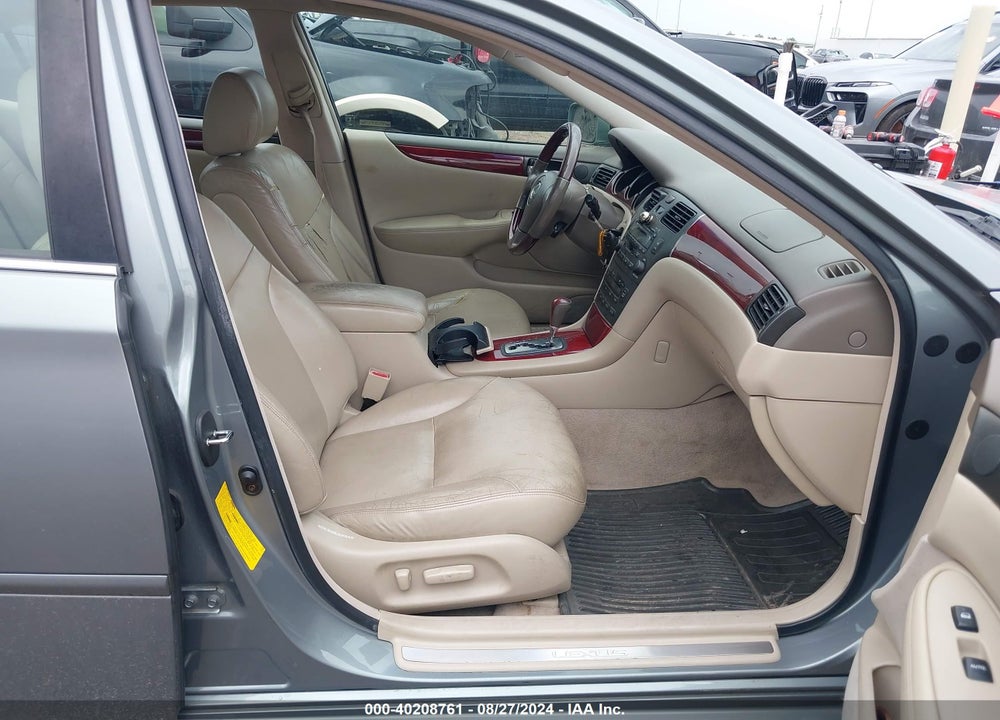 2003 LEXUS ES 300 VIN: JTHBF30GX30109591