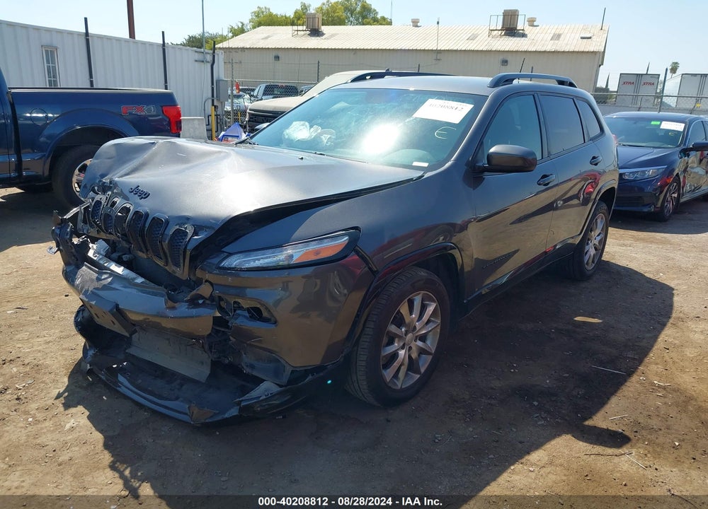 2018 JEEP CHEROKEE LATITUDE TECH CONNECT FWD VIN: 1C4PJLCB0JD615345