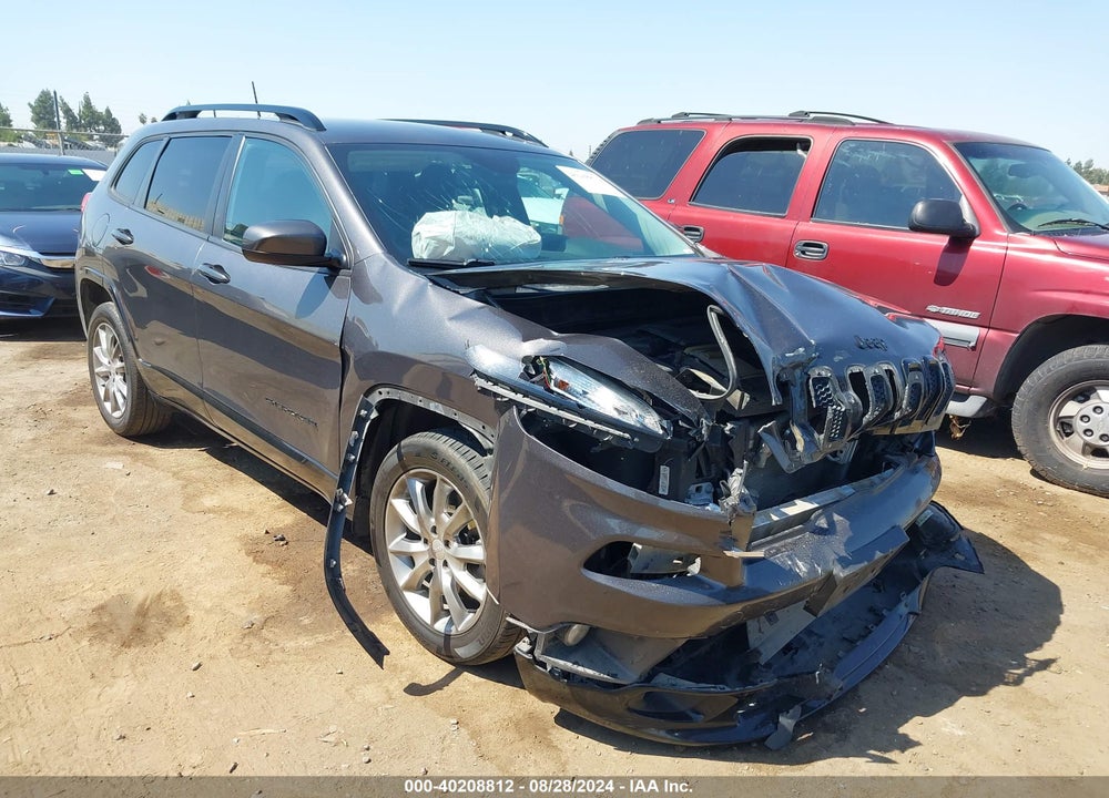 2018 JEEP CHEROKEE LATITUDE TECH CONNECT FWD VIN: 1C4PJLCB0JD615345