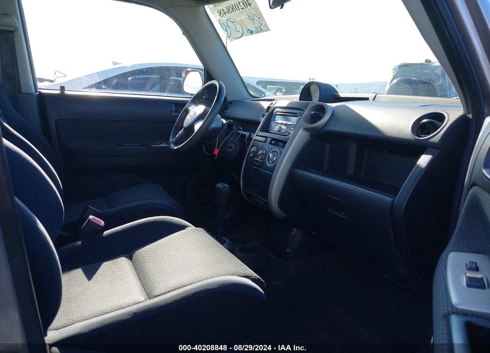 2006 SCION XB VIN: JTLKT324664084817