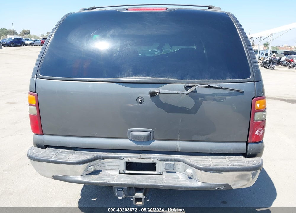 2002 CHEVROLET TAHOE VIN: 1GNEC13T82R135922