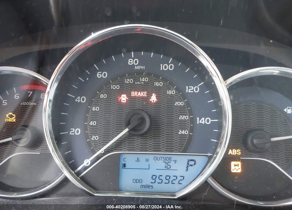2015 TOYOTA COROLLA LE VIN: 2T1BURHE5FC473120