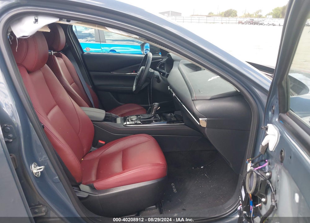 2024 MAZDA CX-30 2.5 S CARBON EDITION VIN: 3MVDMBCM6RM652128