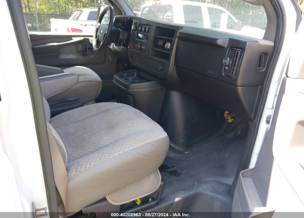 2009 CHEVROLET EXPRESS 1500 WORK VAN VIN: 1GCFH154591119190