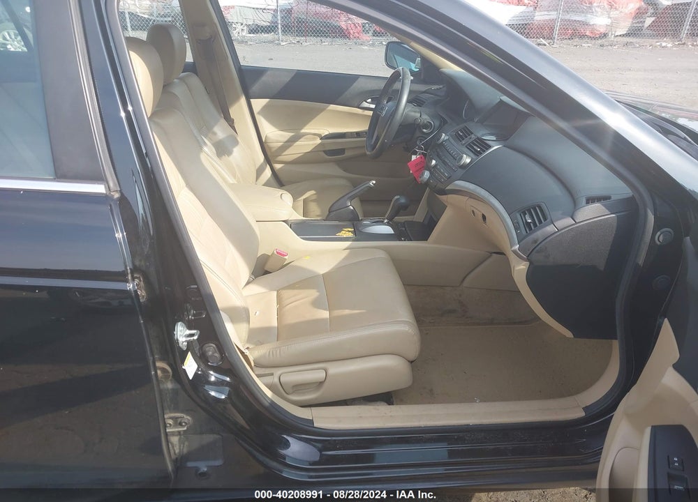 2012 HONDA ACCORD 2.4 SE VIN: 1HGCP2F60CA145099
