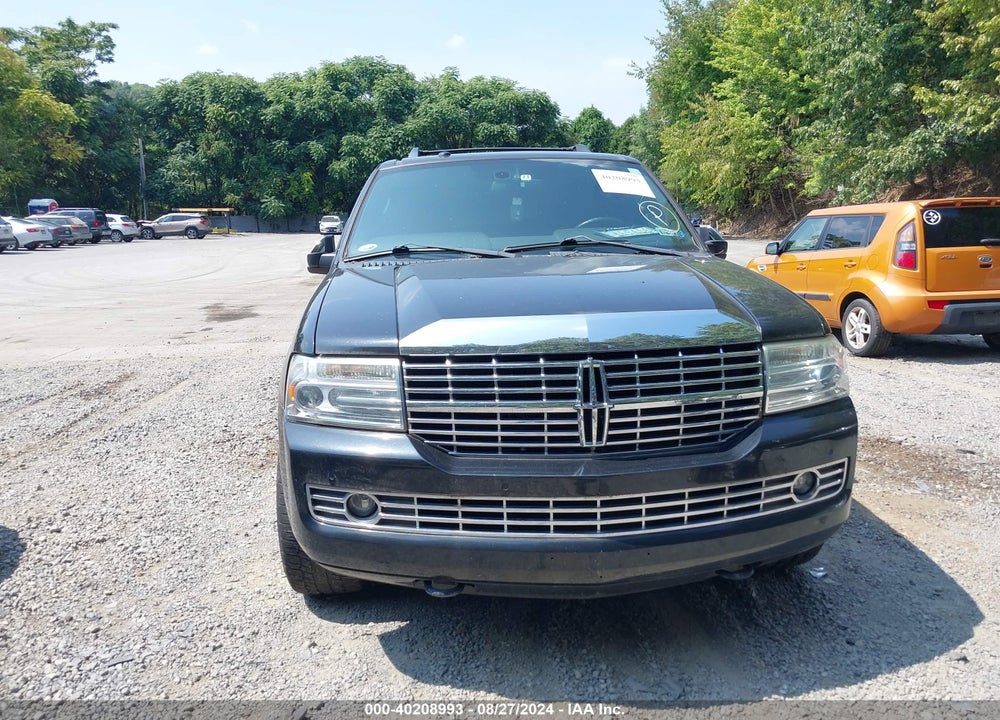 2011 LINCOLN NAVIGATOR VIN: 5LMJJ2J51BEJ07340