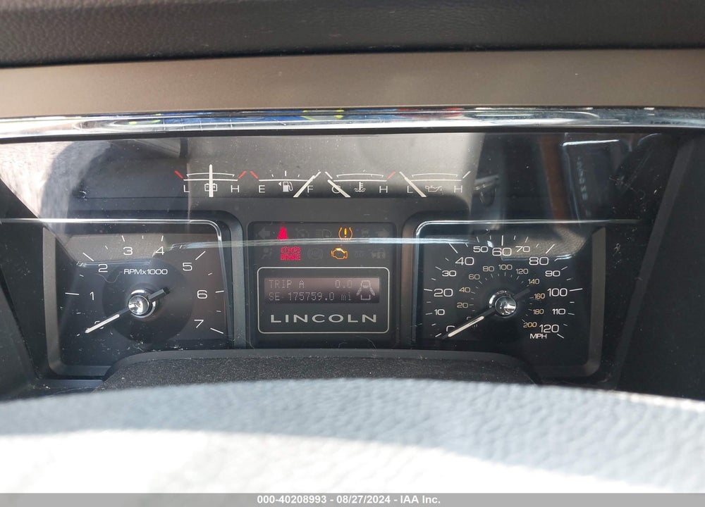 2011 LINCOLN NAVIGATOR VIN: 5LMJJ2J51BEJ07340