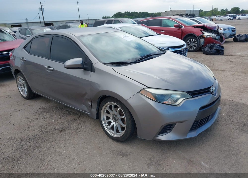 2015 TOYOTA COROLLA LE VIN: 5YFBURHE7FP272108