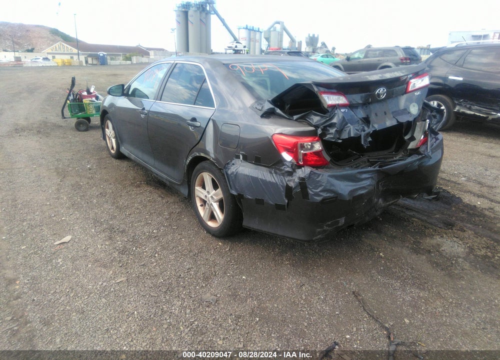 2012 TOYOTA CAMRY SE VIN: 4T1BF1FK5CU020761