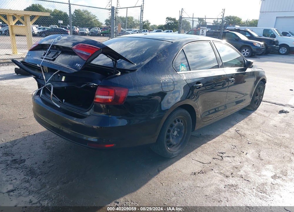 2017 VOLKSWAGEN JETTA 1.4T S VIN: 3VW2B7AJXHM243209