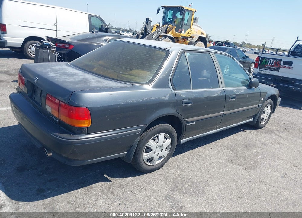 1992 HONDA ACCORD LX/EX VIN: JHMCB7651NC040580