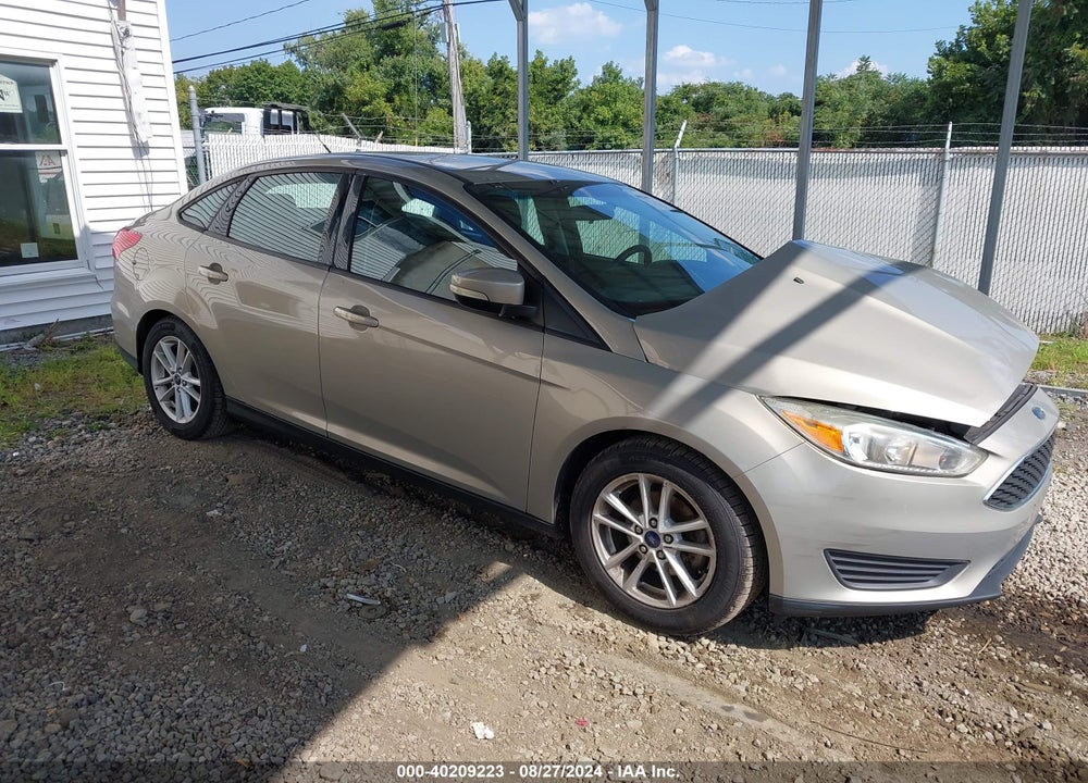 2016 FORD FOCUS SE VIN: 1FADP3F23GL373409