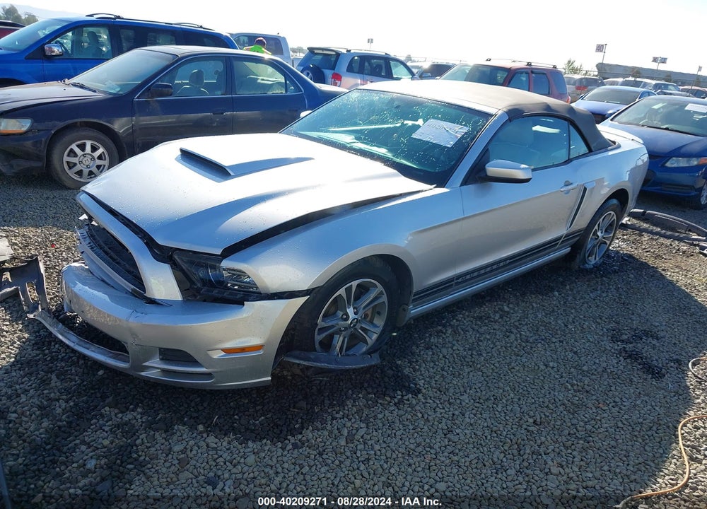 2014 FORD MUSTANG V6 PREMIUM VIN: 1ZVBP8EM9E5239908