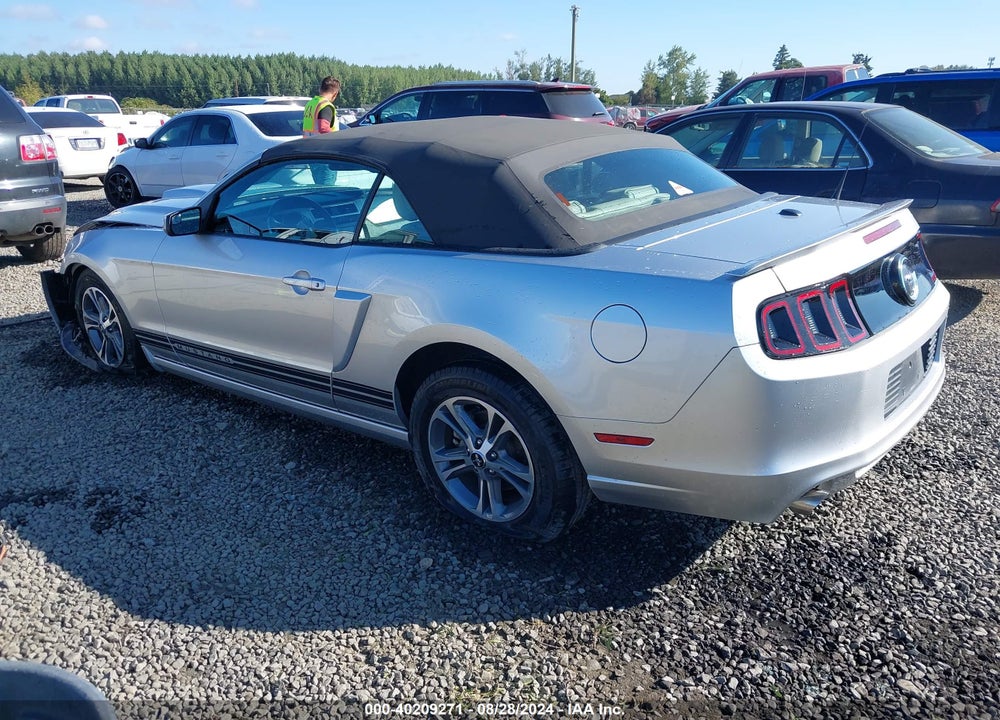 2014 FORD MUSTANG V6 PREMIUM VIN: 1ZVBP8EM9E5239908
