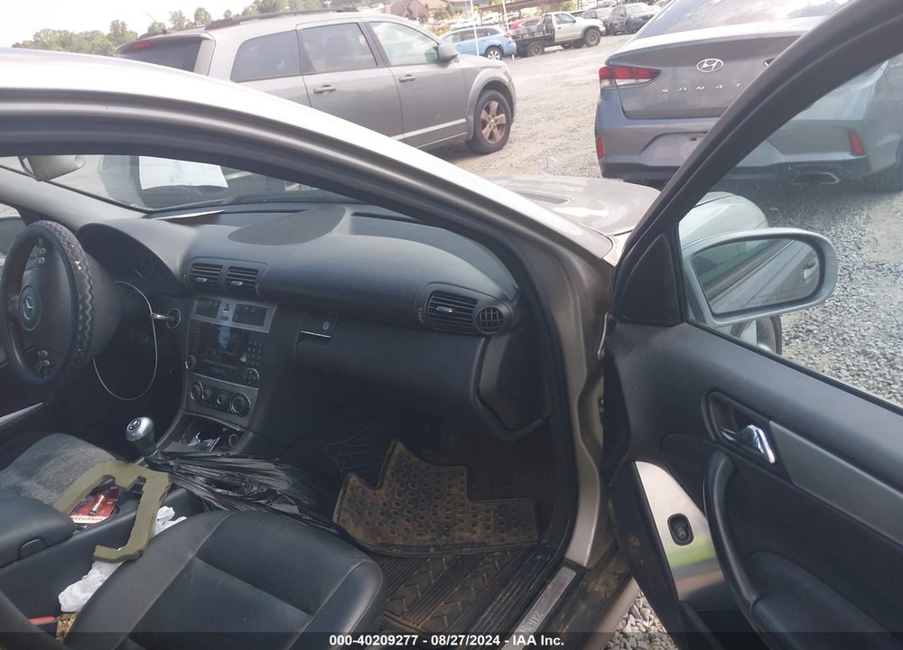 2005 MERCEDES-BENZ C 230 KOMPRESSOR SPORT VIN: WDBRF40J95A783860