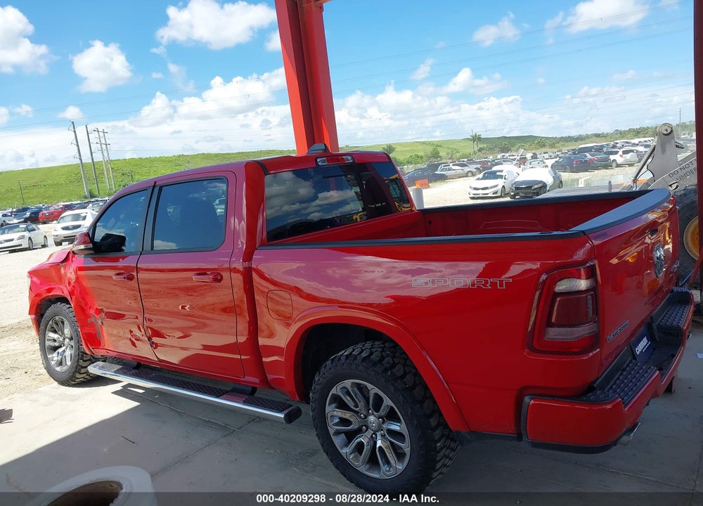2021 RAM 1500 LAIE  4X4 5'7 BOX VIN: 1C6SRFJT0MN718657