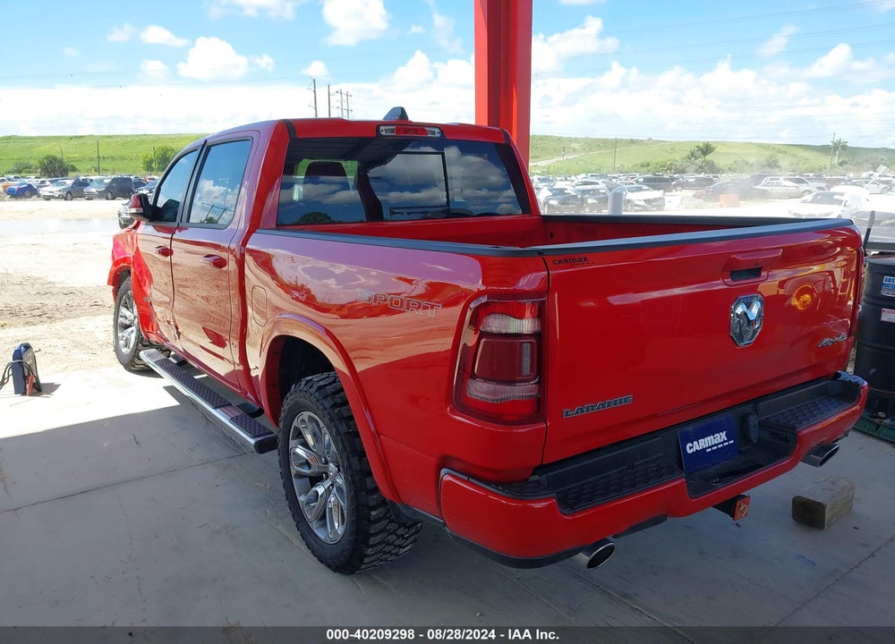 2021 RAM 1500 LAIE  4X4 5'7 BOX VIN: 1C6SRFJT0MN718657