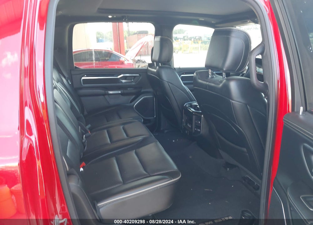 2021 RAM 1500 LAIE  4X4 5'7 BOX VIN: 1C6SRFJT0MN718657