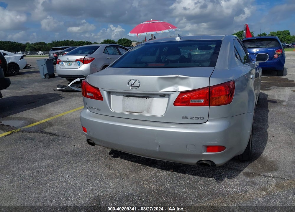 2007 LEXUS IS 250 VIN: JTHBK262872030979