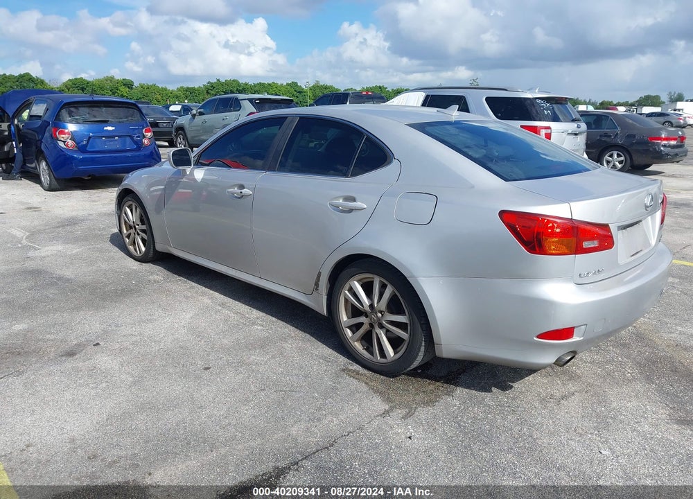 2007 LEXUS IS 250 VIN: JTHBK262872030979