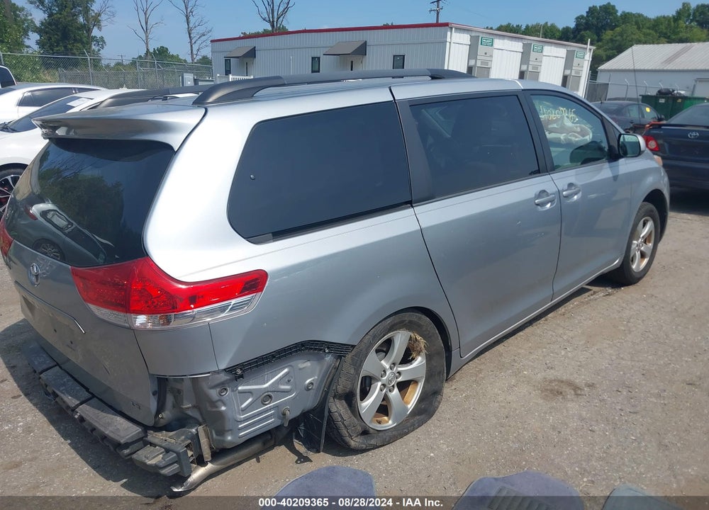 2014 TOYOTA SIENNA LE V6 8 PASSENGER VIN: 5TDKK3DC7ES497996