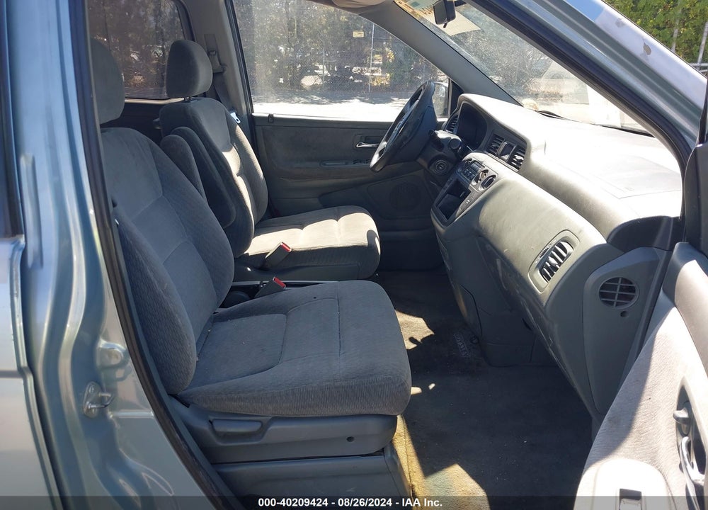 2003 HONDA ODYSSEY LX VIN: 5FNRL18523B117380