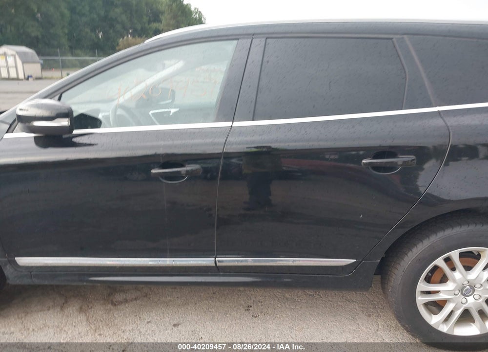2016 VOLVO XC60 T5 PLATINUM VIN: YV4612RM8G2867781
