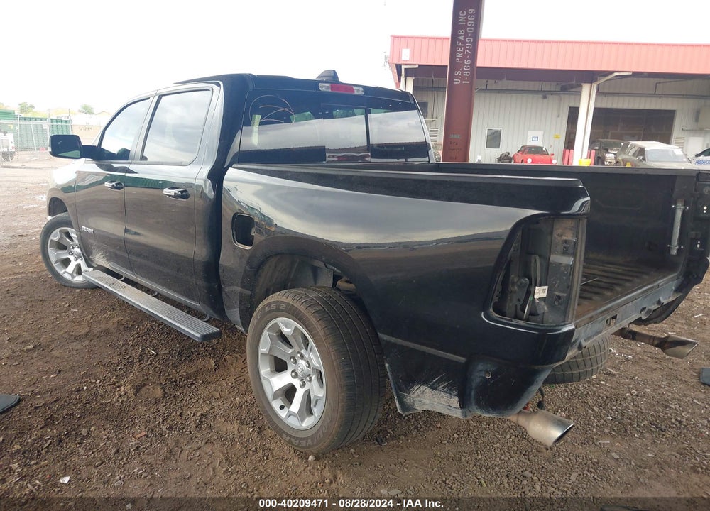 2020 RAM 1500 BIG HORN 4X2 5'7 BOX VIN: 1C6RREFTXLN237766