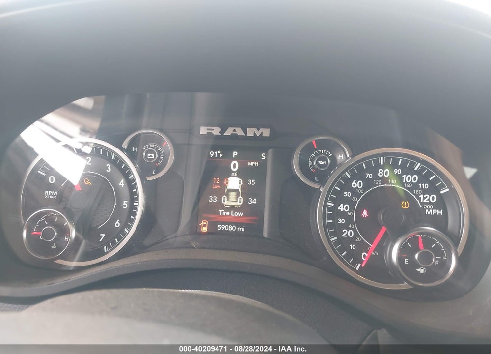 2020 RAM 1500 BIG HORN 4X2 5'7 BOX VIN: 1C6RREFTXLN237766