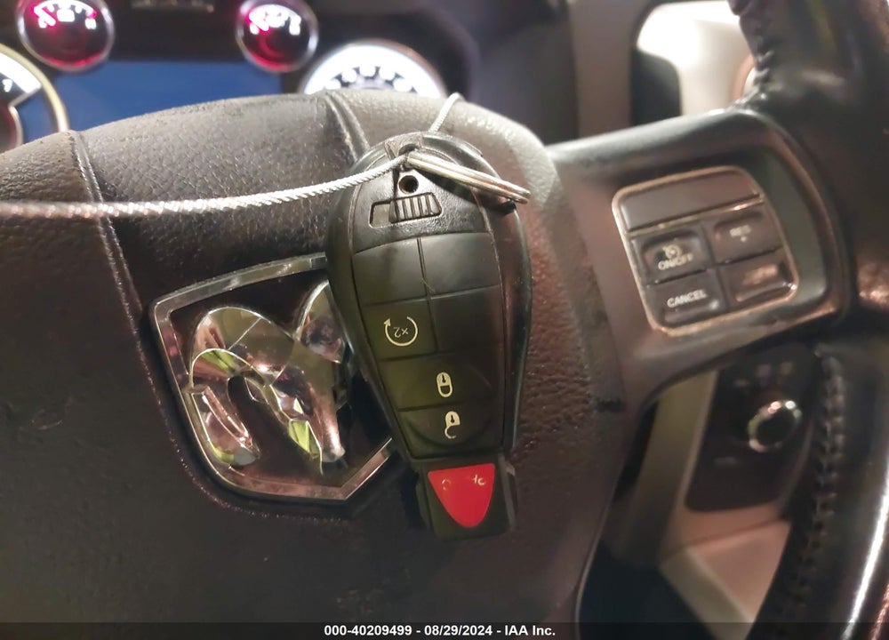 2013 RAM 1500 SLT VIN: 1C6RR7GT7DS513883