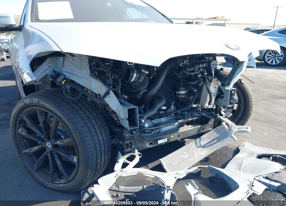 2024 BMW X4 XDRIVE30I VIN: 5UX33DT09R9V02018