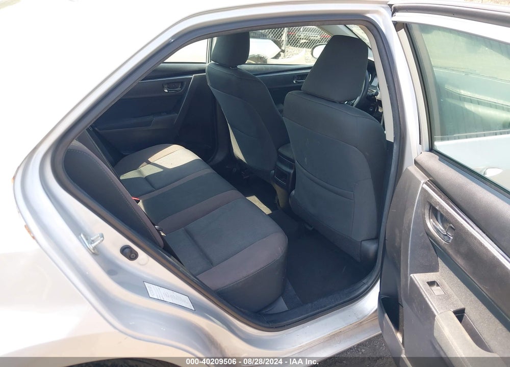 2019 TOYOTA COROLLA LE VIN: 2T1BURHE0KC145288
