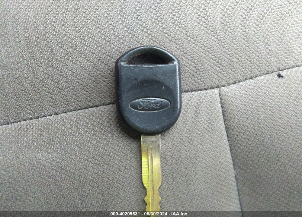 2006 FORD F-150 STX/XL/XLT VIN: 1FTRX14W06NA33549