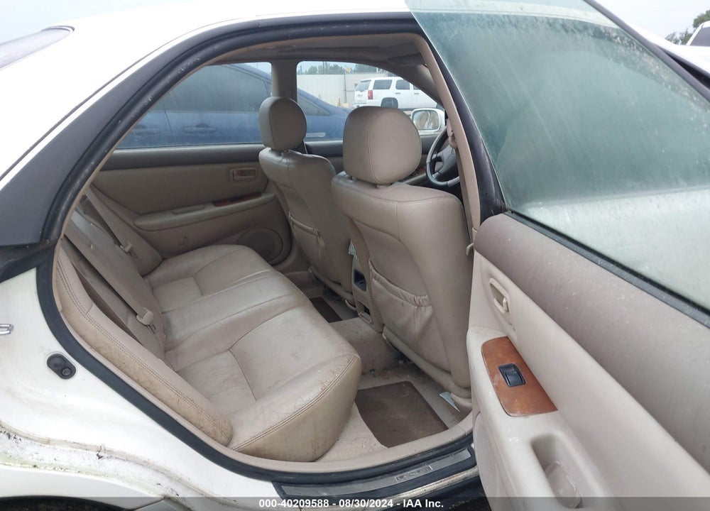 2000 LEXUS ES 300 VIN: JT8BF28G4Y5083806
