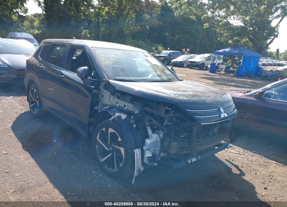 2022 MITSUBISHI OUTLANDER ES 2.5 S-AWC VIN: JA4J4TA85NZ040019