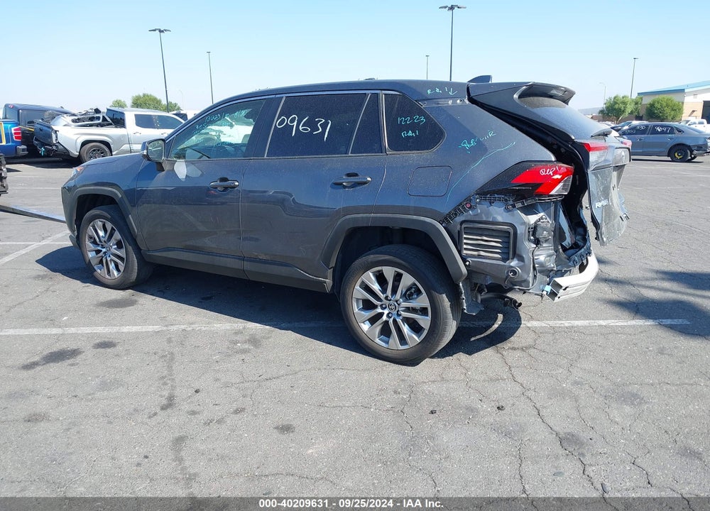 2020 TOYOTA RAV4 XLE PREMIUM VIN: JTMA1RFV0LD529390