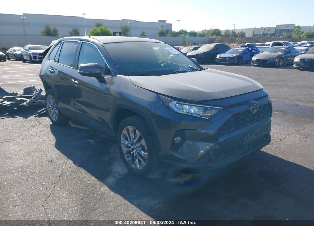 2020 TOYOTA RAV4 XLE PREMIUM VIN: JTMA1RFV0LD529390