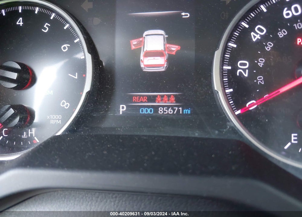2020 TOYOTA RAV4 XLE PREMIUM VIN: JTMA1RFV0LD529390