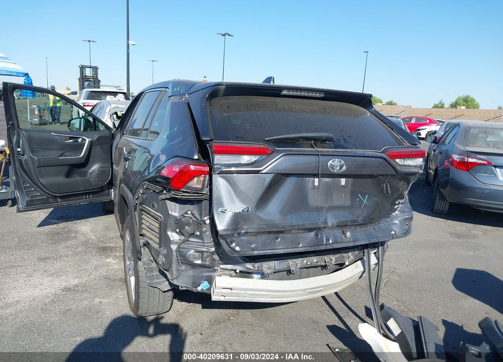 2020 TOYOTA RAV4 XLE PREMIUM VIN: JTMA1RFV0LD529390