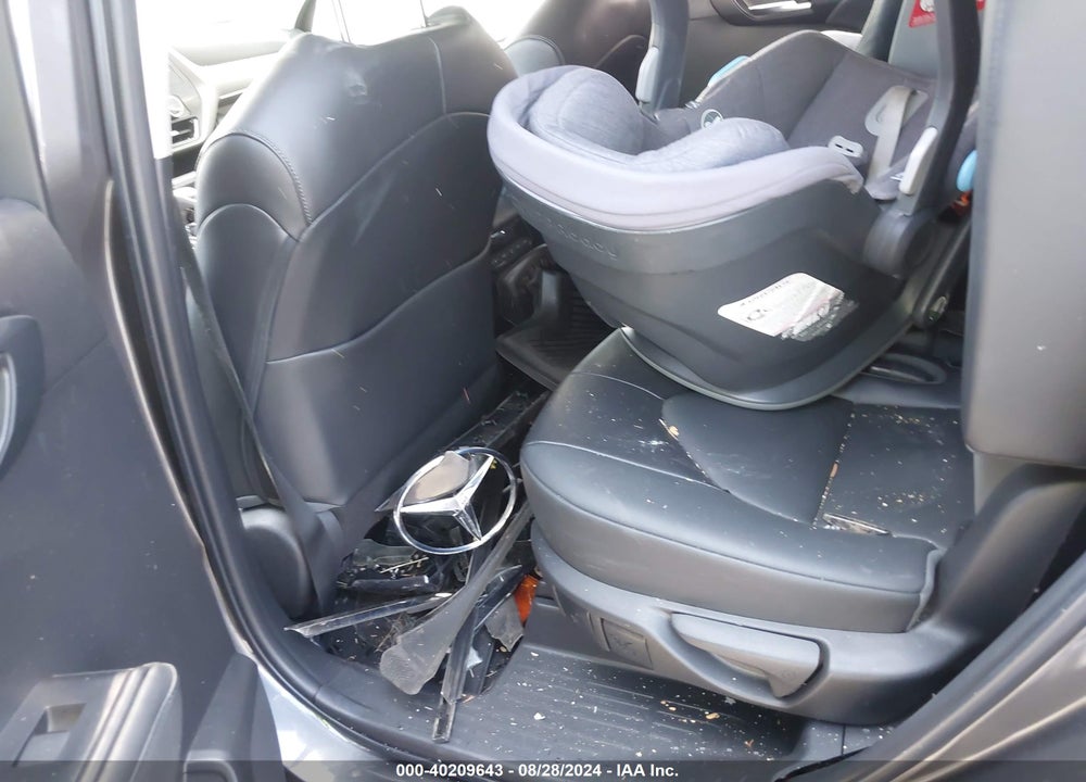 2022 TOYOTA HIGHLANDER XLE VIN: 5TDHZRAH4NS125007
