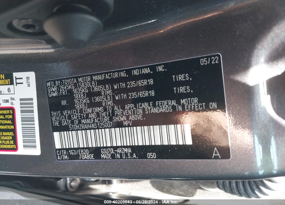 2022 TOYOTA HIGHLANDER XLE VIN: 5TDHZRAH4NS125007