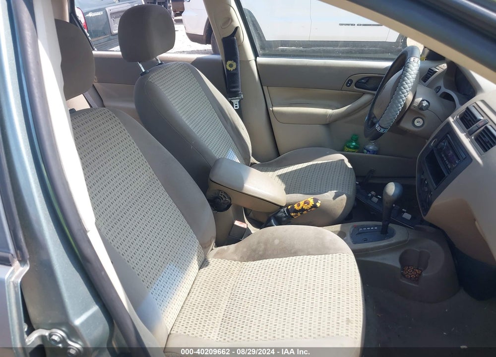 2006 FORD FOCUS SE/ZX4 VIN: 1FAFP34N26W151429