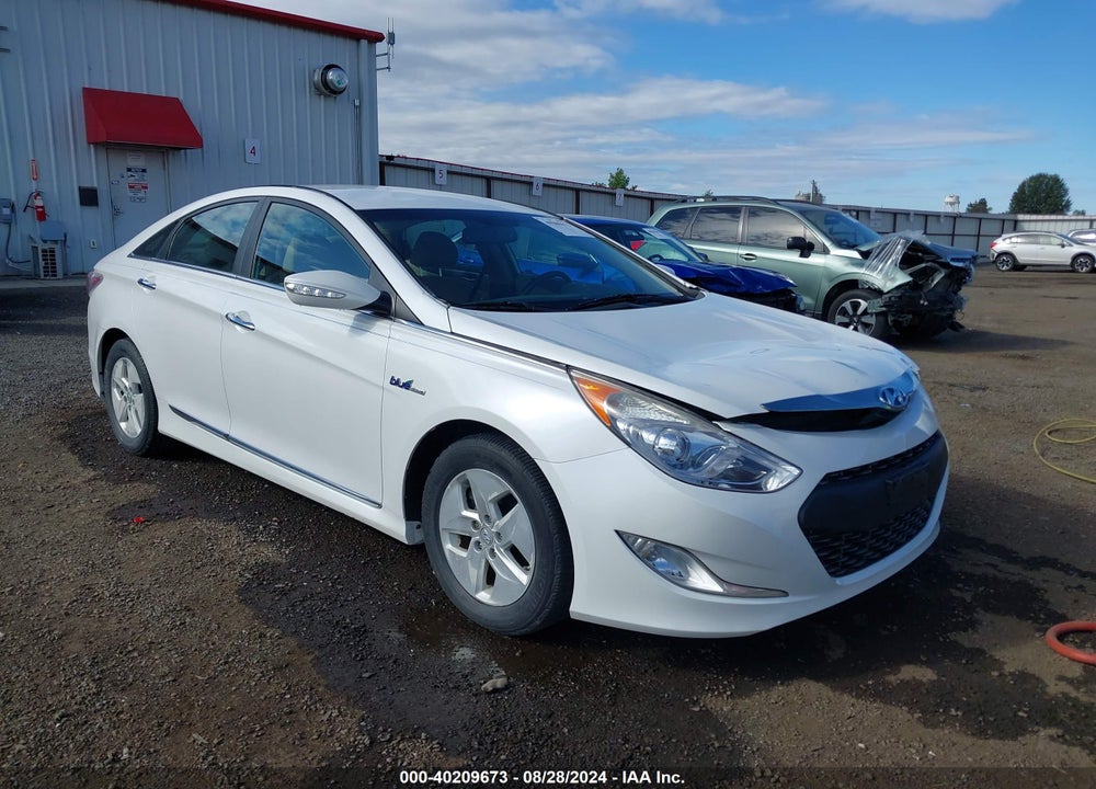 2012 HYUNDAI SONATA HYBRID VIN: KMHEC4A43CA028780