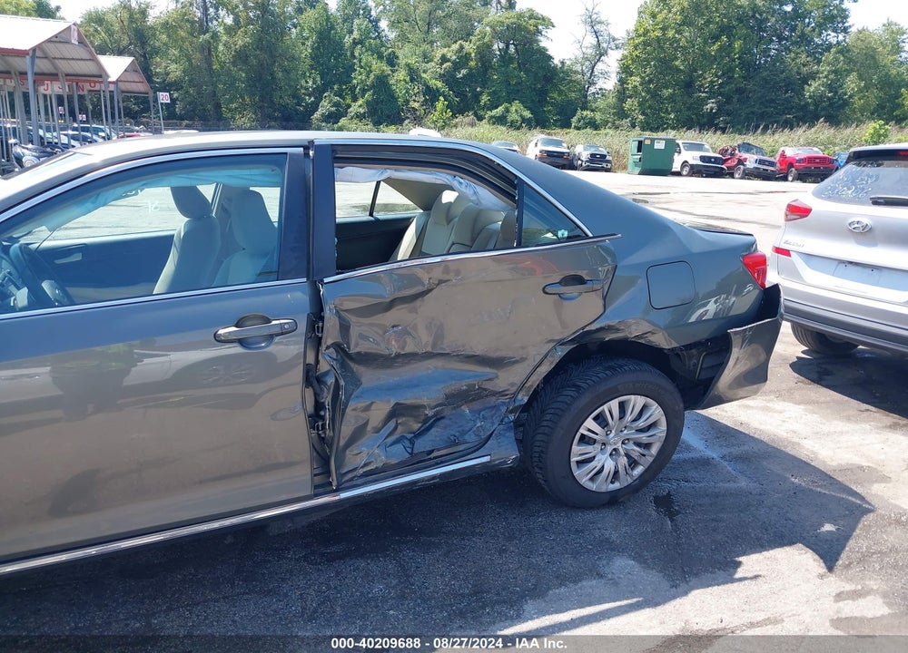 2014 TOYOTA CAMRY LE VIN: 4T4BF1FK2ER411620