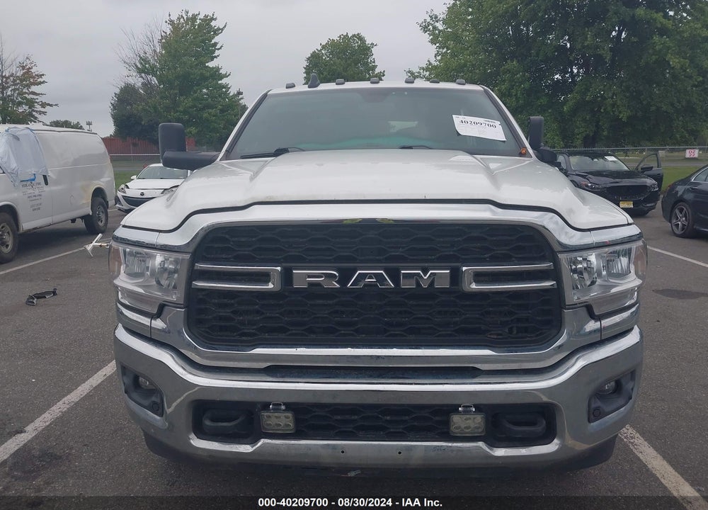 2022 RAM 3500 CHASSIS TRADESMAN/SLT/LAIE/LIMITED VIN: 3C7WRTCL6NG243065