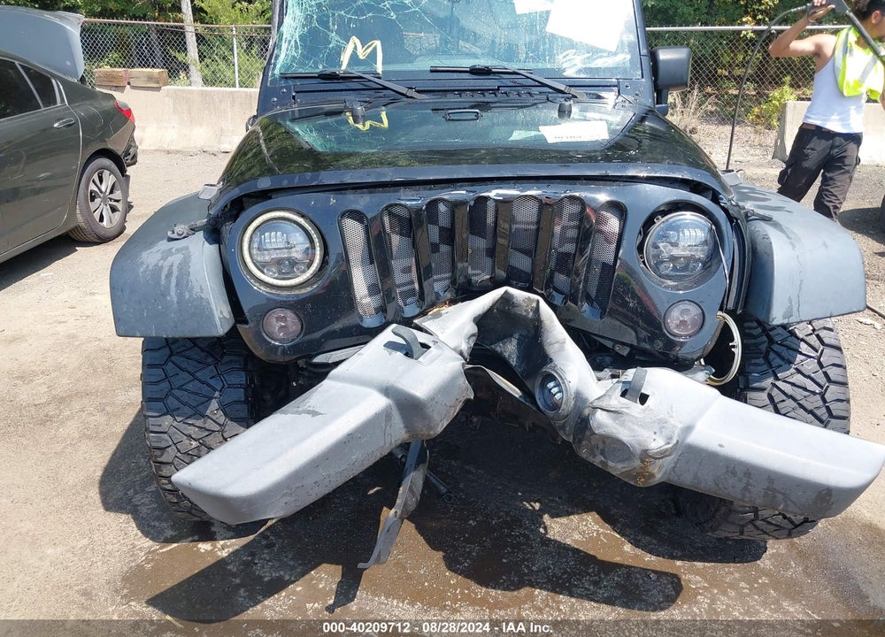 2015 JEEP WRANGLER UNLIMITED SPORT VIN: 1C4BJWDG3FL760690