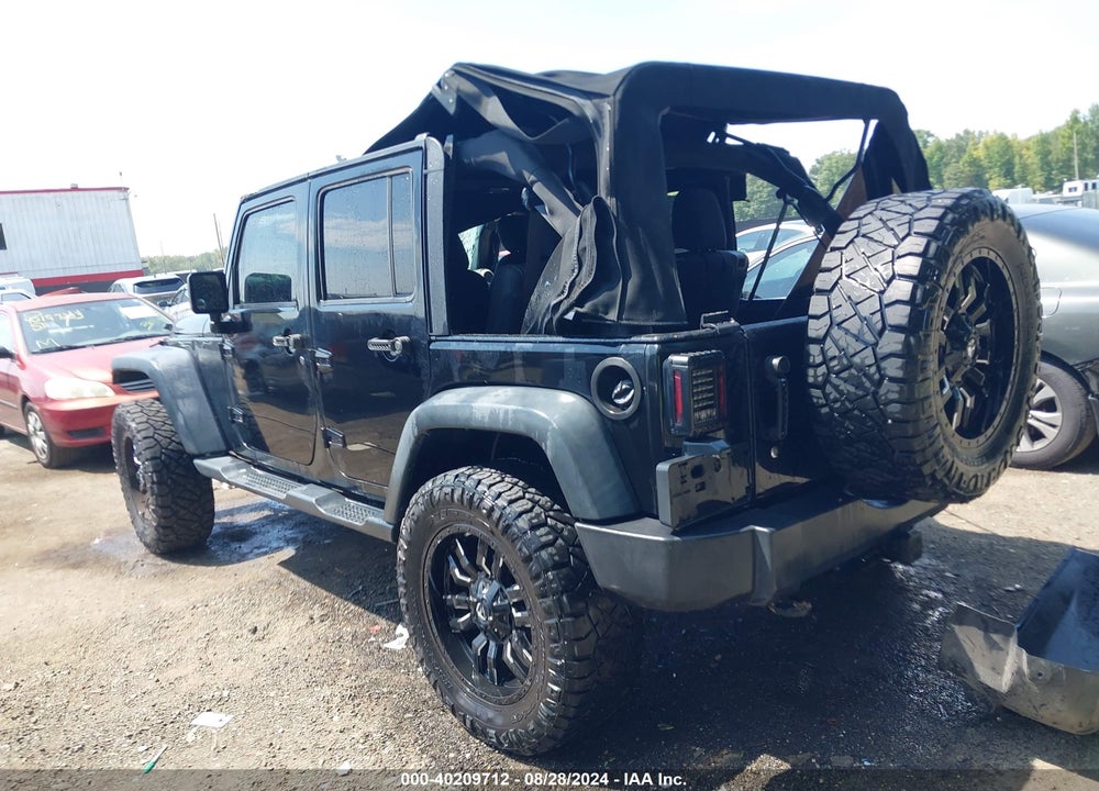 2015 JEEP WRANGLER UNLIMITED SPORT VIN: 1C4BJWDG3FL760690